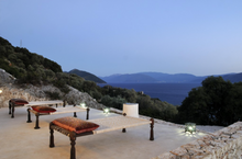 Load image into Gallery viewer, O Muse Accommodation New York