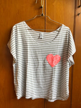 Load image into Gallery viewer, Heart Sequin Tee